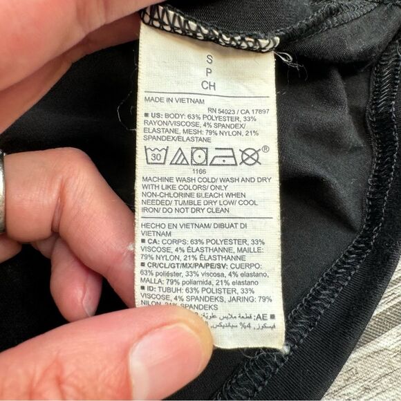 Old Navy Active Ultralite Women's Black Racerback Athletic Tank Top S SM Small - Picture 10 of 14